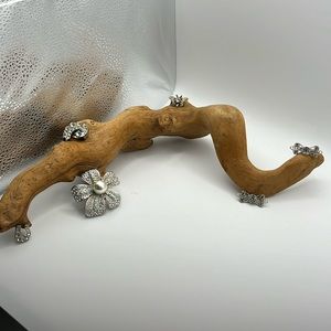 Lucky Rhinestone Brooch Lot horseshoe, butterfly, flower, bows and spiral